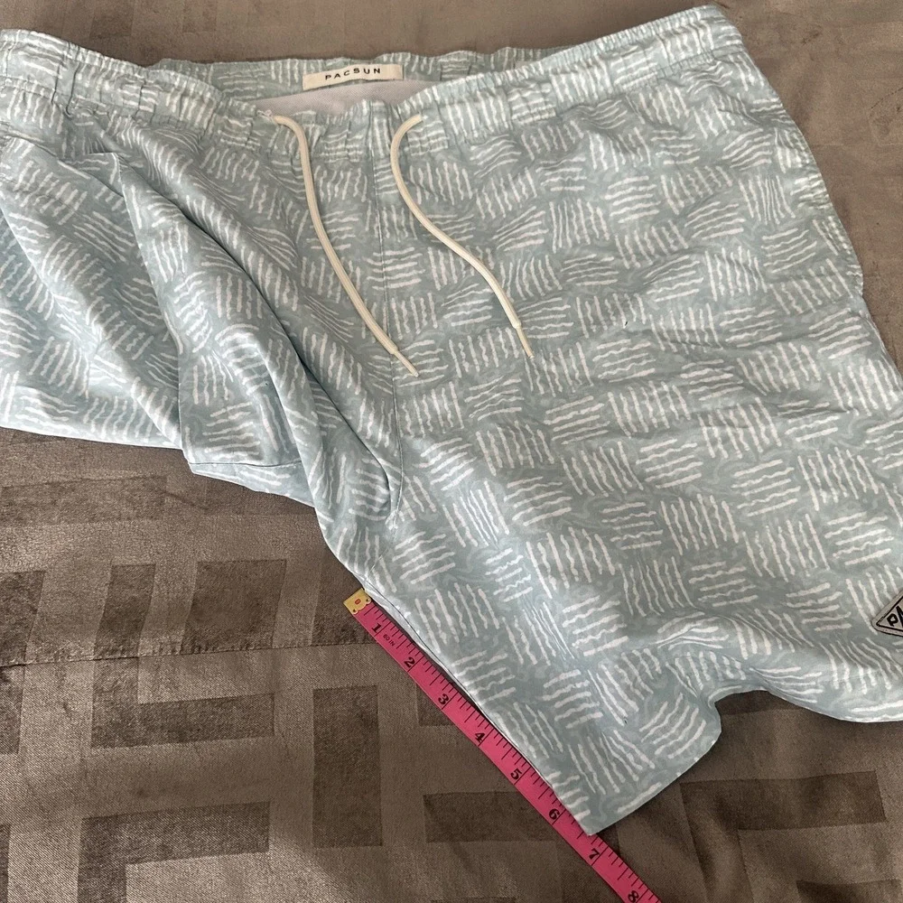 PacSun‎ Shorts Mens XL Blue Geometric Swim Trunks Mesh Lined Elastic Waist